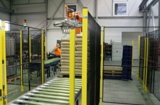 2. Palettierer für Säcke mit Holzpelleten