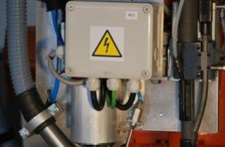 5. Bearbeitungs- und Nietenzentrum