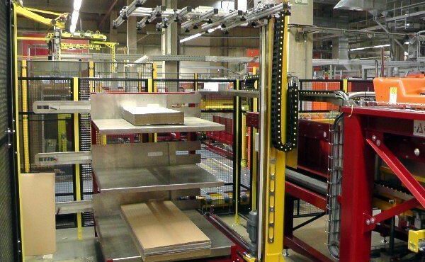 Robotical palletisation of cardboard packings