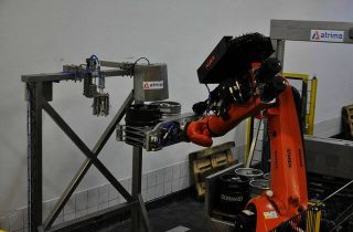 6. Palletization a depalletization of KEGs