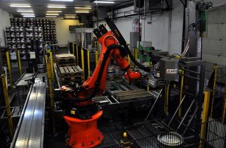 1. Palletization a depalletization of KEGs