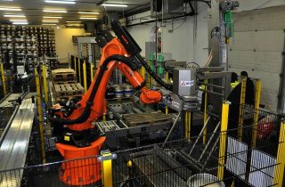 3. Palletization a depalletization of KEGs