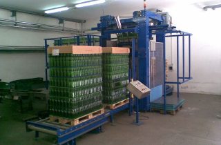 2. Entpalettierung von Neuglas
