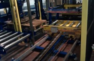 High-infeed palletiser for cartons