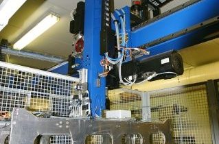 1. Palletiser for trays with cups