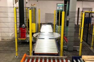 4. Robotic palletization of cans and cartons