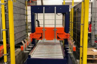 3. Robotic palletization of cans and cartons