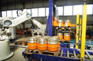 MASCHINE FÜR BRAUEREI