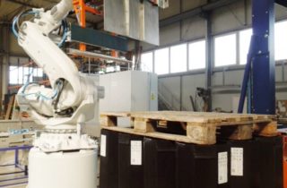 1. Roboterpalettierung für KEG-Fässer