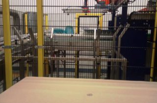 6. NEUER FLASCHEN ENTPALETTIERER FÜR DIE MOLKEREI