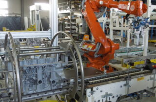 6. Robotická paletizace bloků motorů