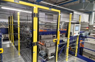 1. Paletizace kartonů AP112