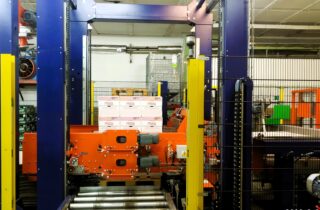 3. Paletizace přepravek a kartonů