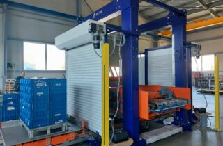 6. Palletizer for plastic boxes AP111